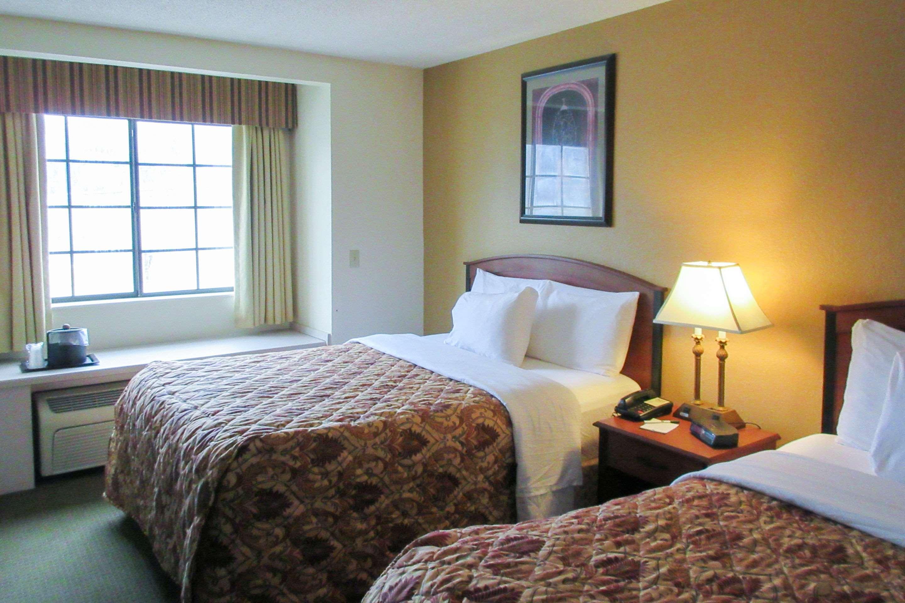Quality Inn & Suites Prestonsburg Next To Mountain Arts Center Eksteriør billede