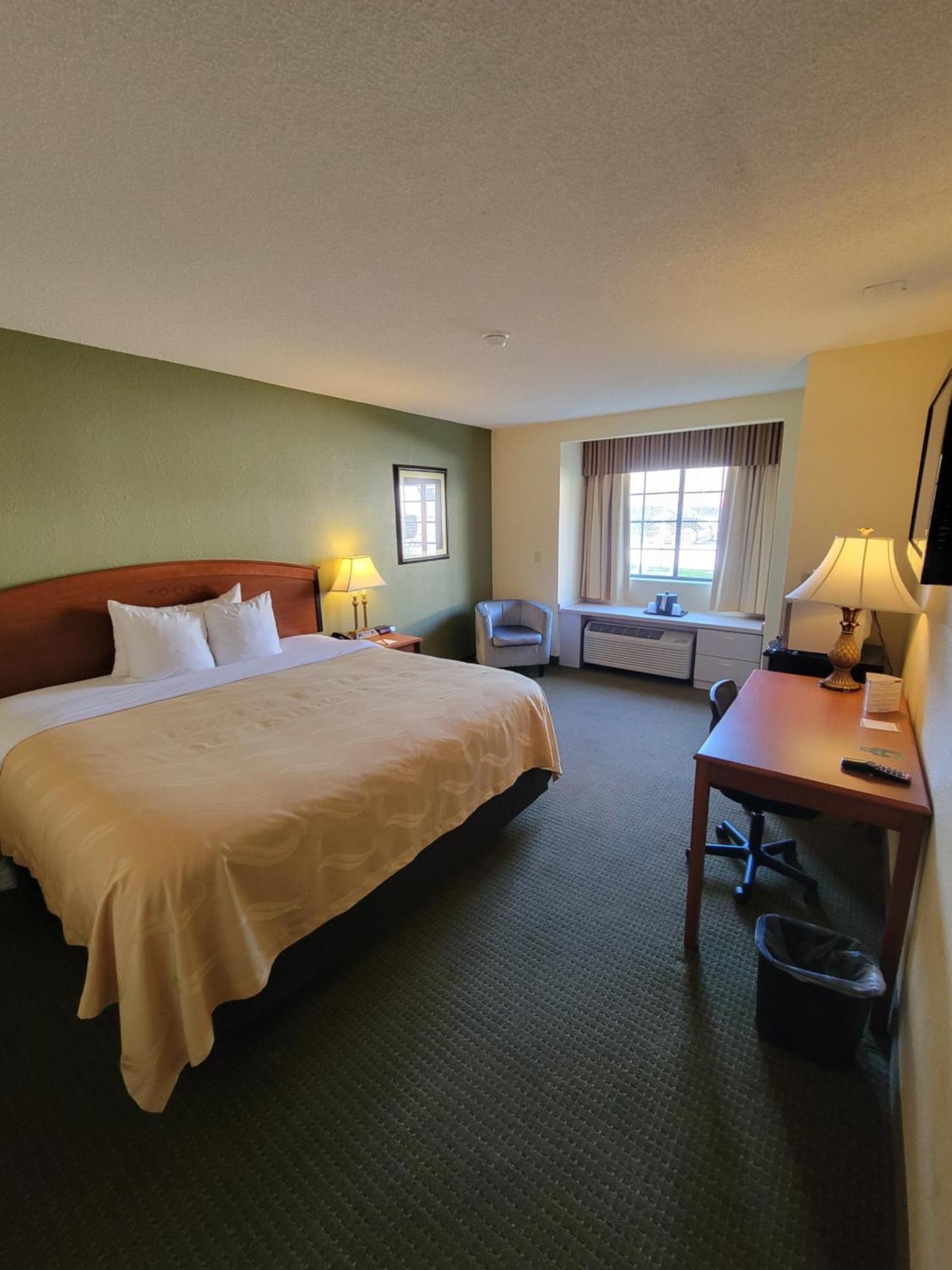 Quality Inn & Suites Prestonsburg Next To Mountain Arts Center Eksteriør billede