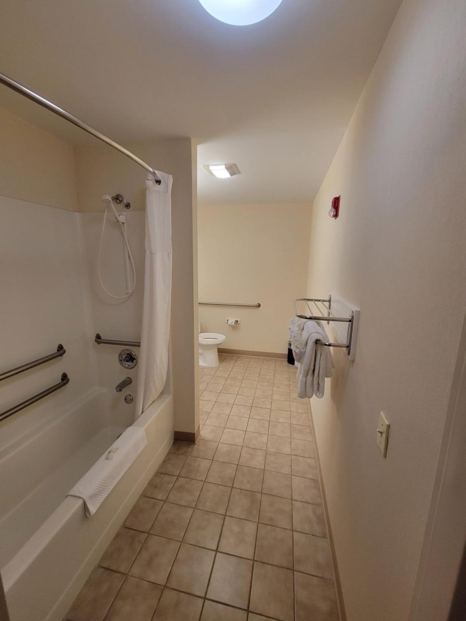 Quality Inn & Suites Prestonsburg Next To Mountain Arts Center Eksteriør billede